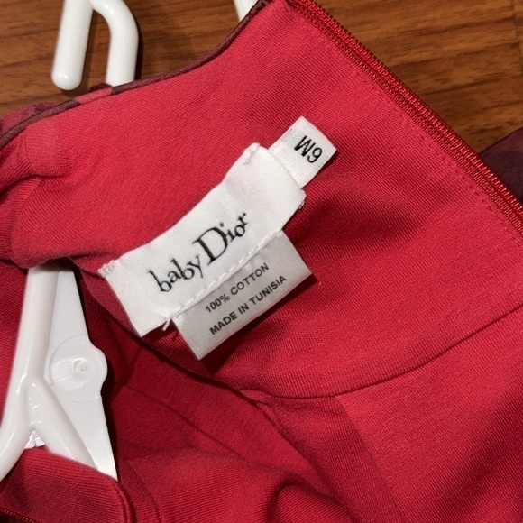 Baby Dior red dress size 6 months roses design short sleeve - Picture 7 of 7